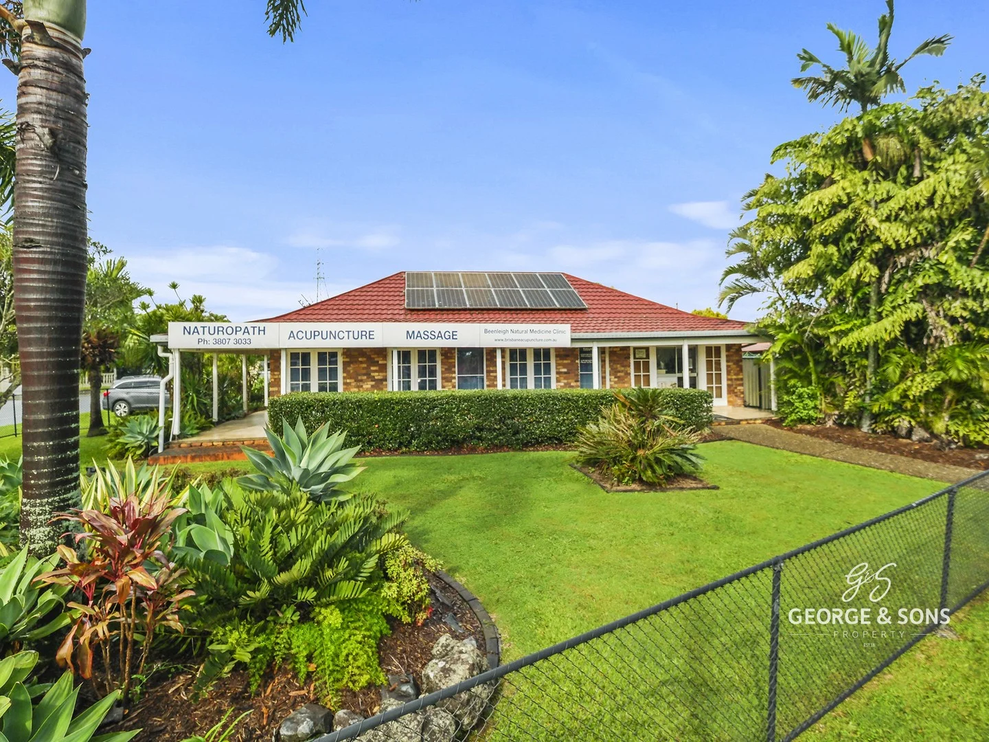 8 Rochester Drive, Mount Warren Park