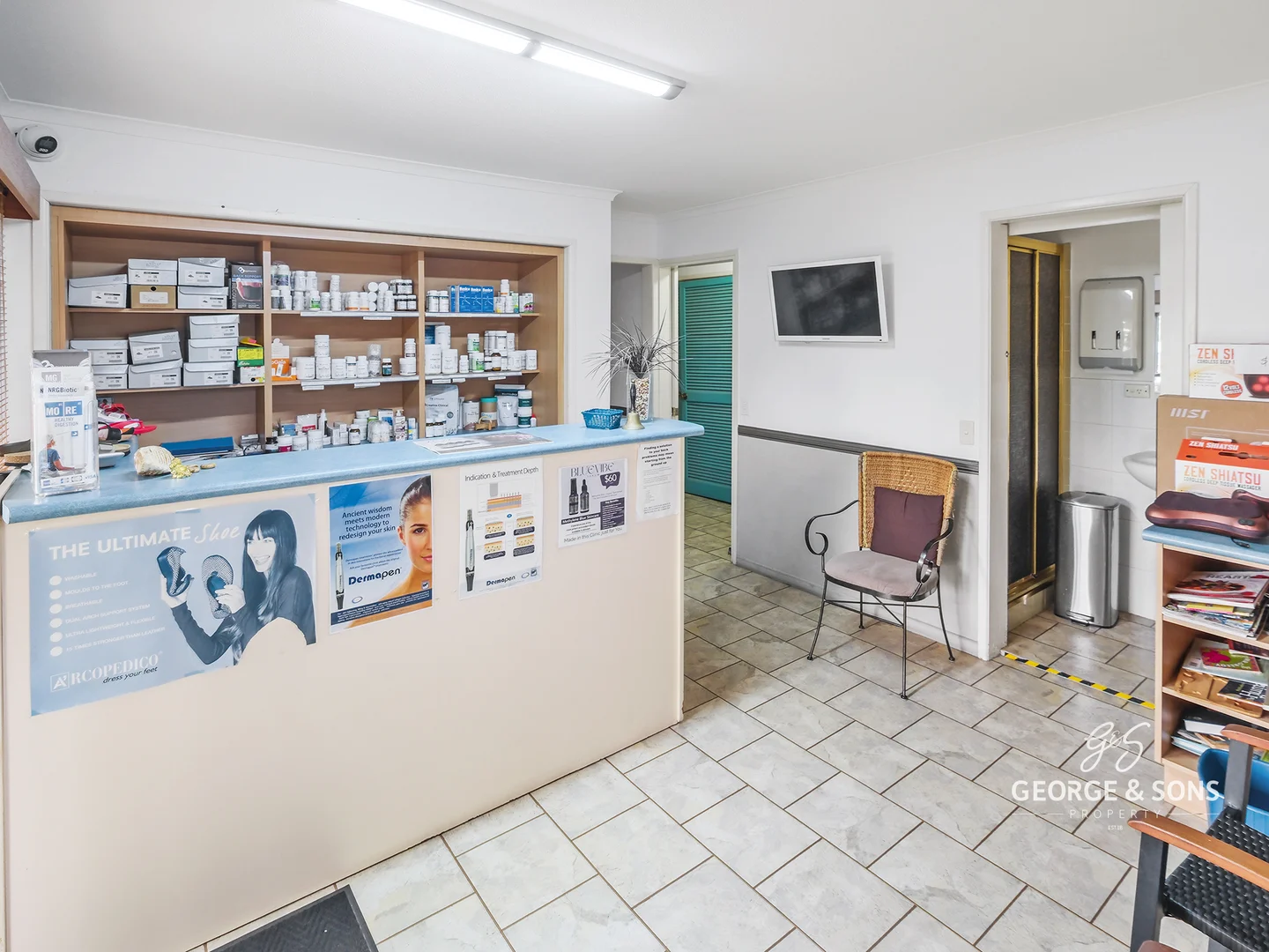 8 Rochester Drive, Mount Warren Park (3)