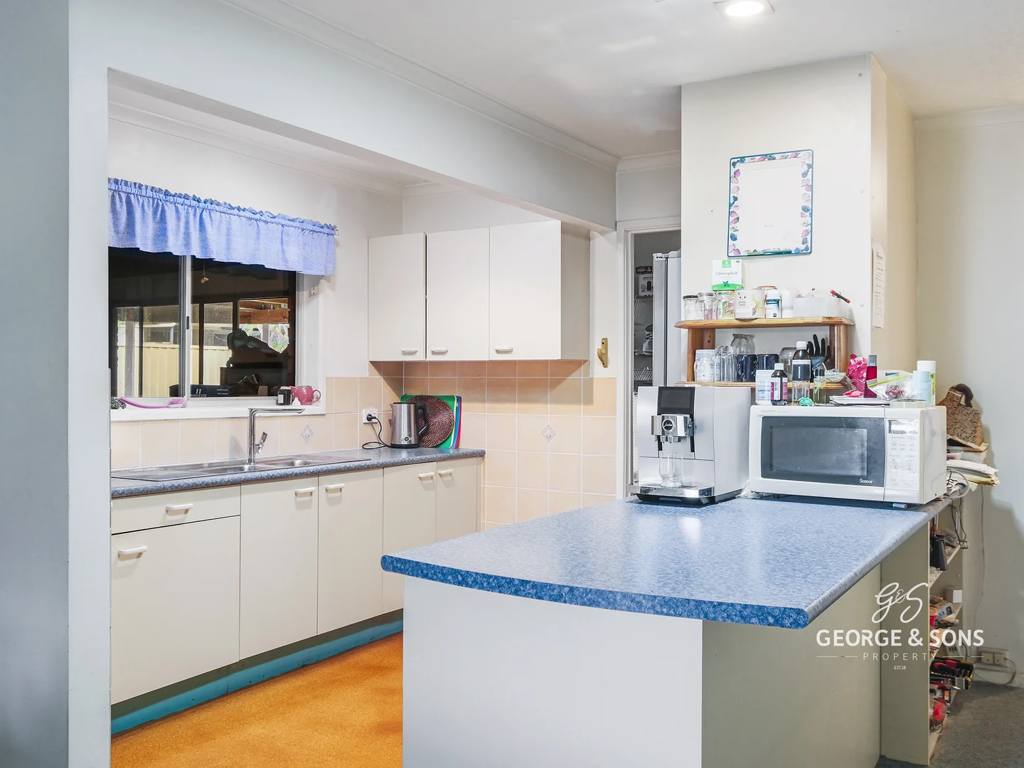 8 Rochester Drive, Mount Warren Park (5)