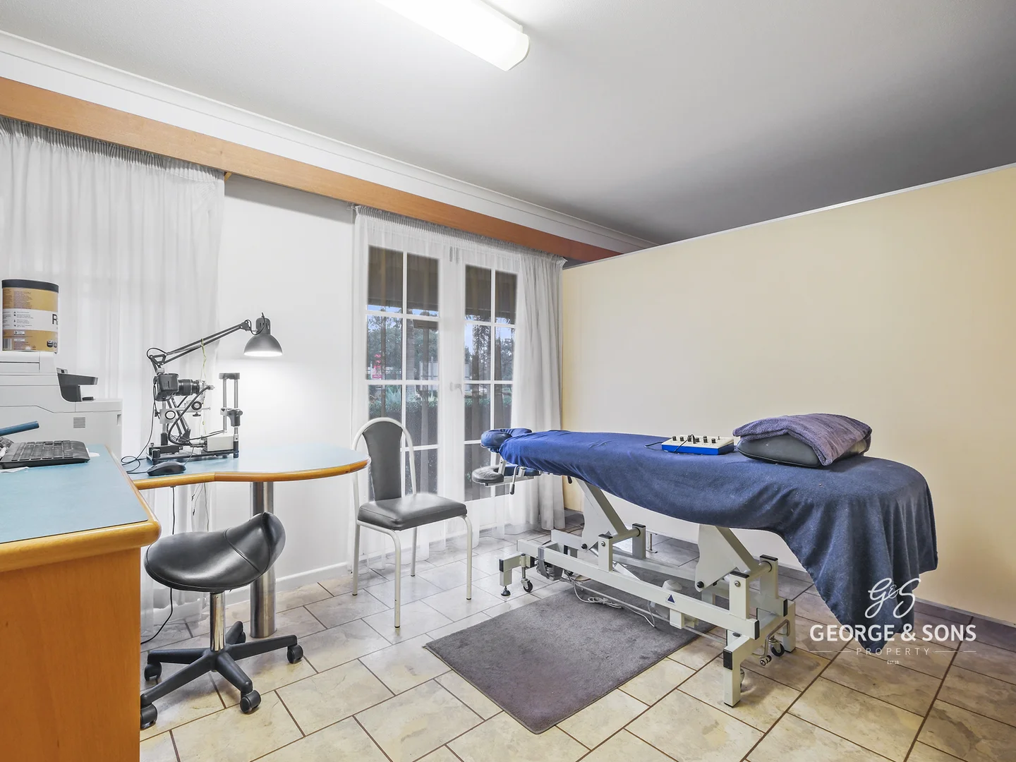 8 Rochester Drive, Mount Warren Park (8)