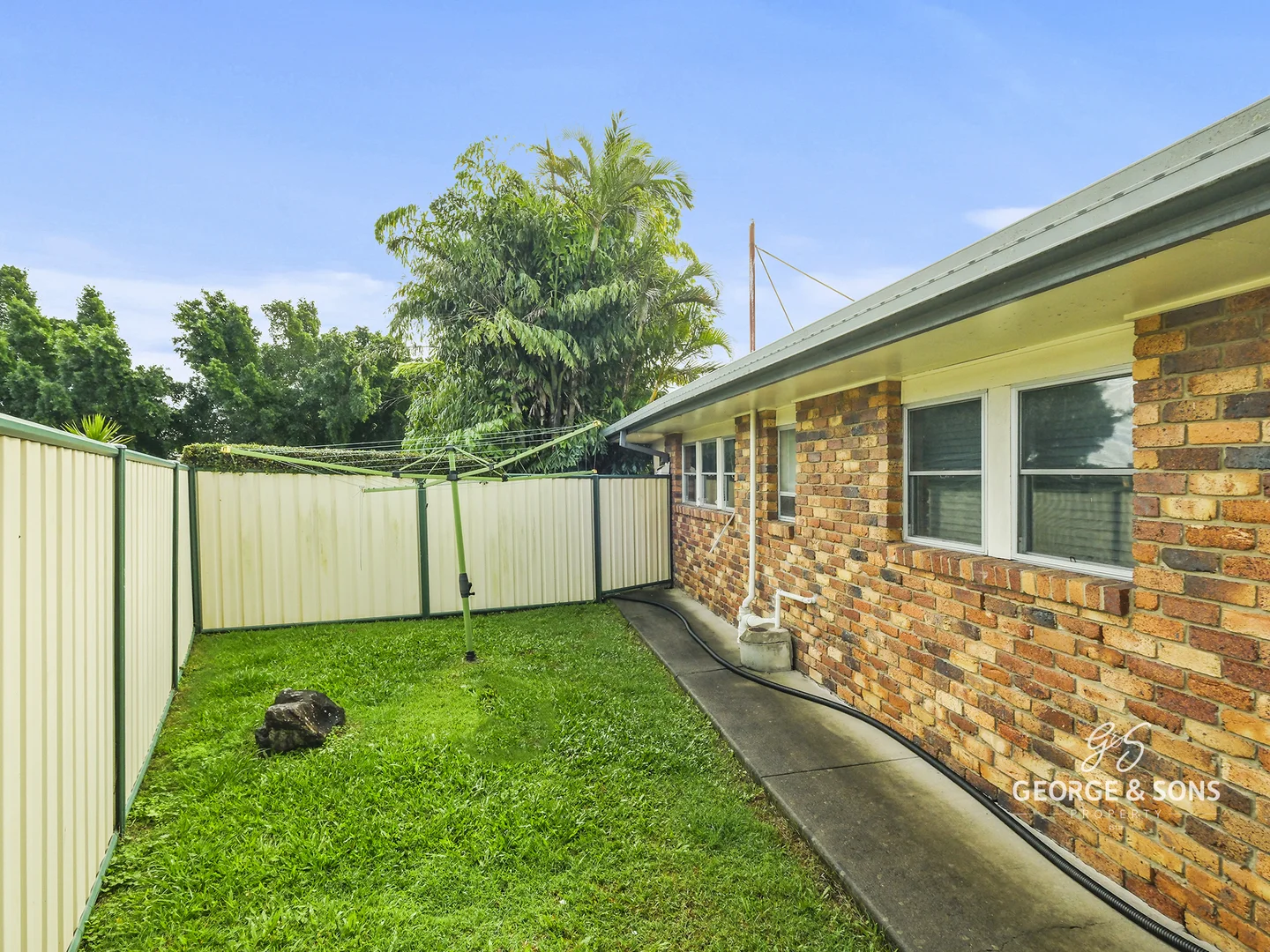 8 Rochester Drive, Mount Warren Park (12)